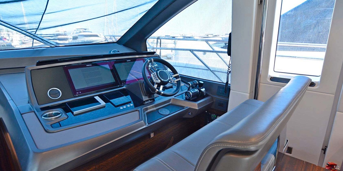 Продается моторная яхта Sunseeker Manhattan 68